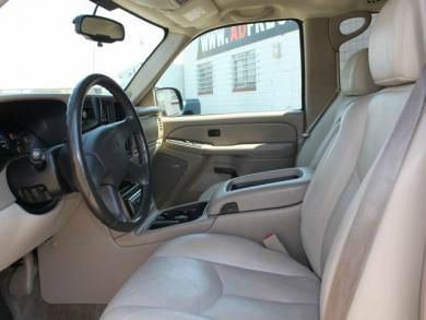 2005 GMC Yukon XL C350 4dr Sdn 3.5L Sport RWD Sedan