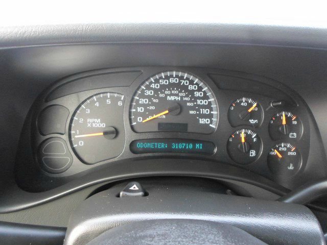 2005 GMC Yukon XL Luxury W/ Navi, Resrearcam