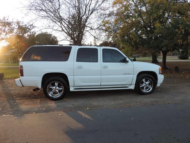 2005 GMC Yukon XL Quattro 3.0 Convertible