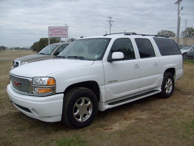 2005 GMC Yukon XL Sport 4WD
