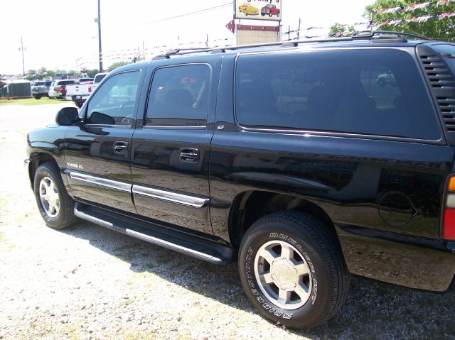 2005 GMC Yukon XL C350 4dr Sdn 3.5L Sport RWD Sedan