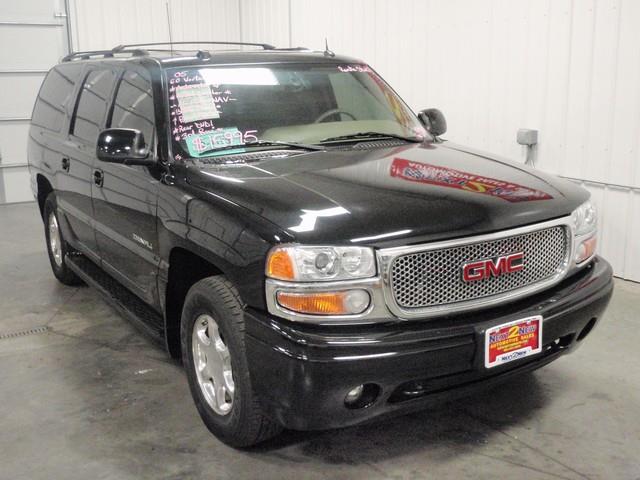 2005 GMC Yukon XL EX Sedan 4D