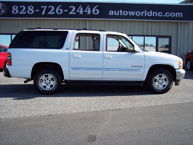 2005 GMC Yukon XL C350 4dr Sdn 3.5L Sport RWD Sedan