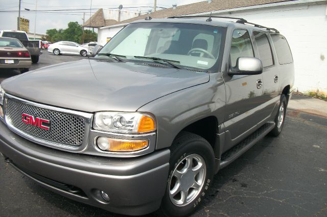2005 GMC Yukon XL Sport 4WD