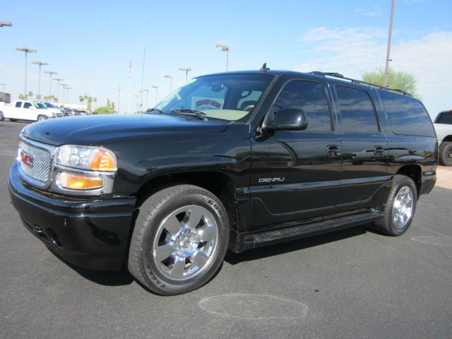 2006 GMC Yukon XL SXT Van