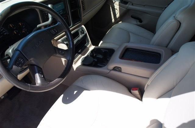 2006 GMC Yukon XL SLT