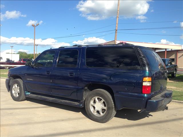 2006 GMC Yukon XL LS NICE