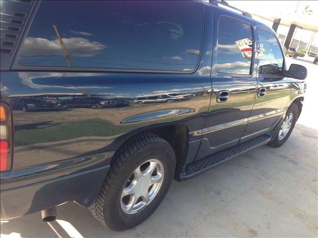 2006 GMC Yukon XL LS NICE
