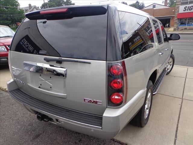 2007 GMC Yukon XL Water Truck