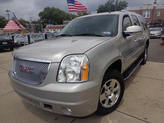 2007 GMC Yukon XL Water Truck