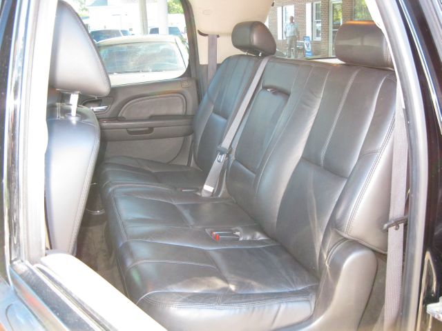 2007 GMC Yukon XL SXT Van