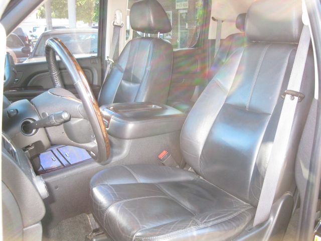 2007 GMC Yukon XL SXT Van