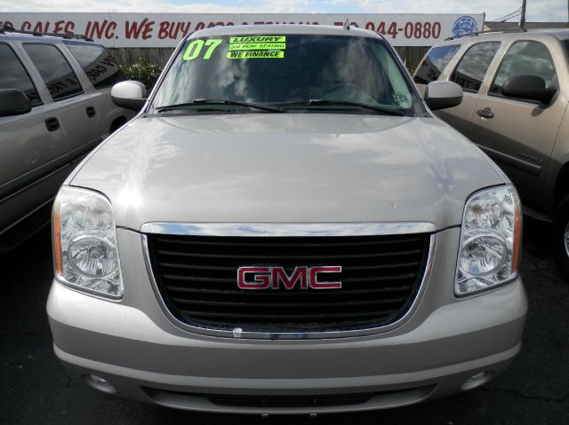 2007 GMC Yukon XL 4dr Ext WB LS Fleet