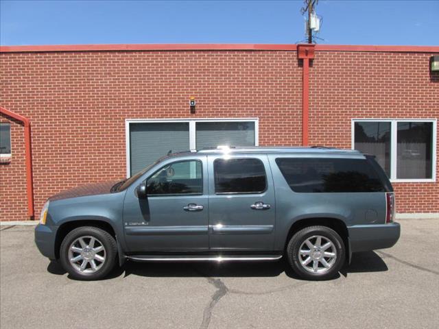 2007 GMC Yukon XL DX X-cab4 W D