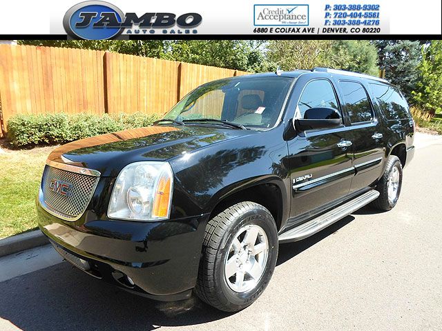 2007 GMC Yukon XL SXT Van