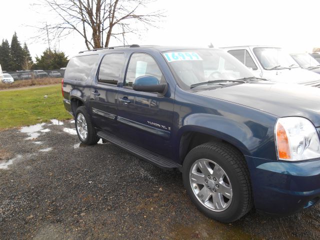 2007 GMC Yukon XL V-12
