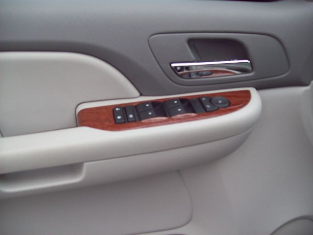 2007 GMC Yukon XL 4dr Ext WB LS Fleet