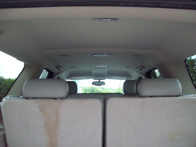 2007 GMC Yukon XL 4dr Ext WB LS Fleet
