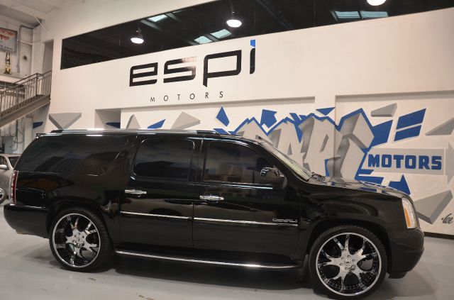 2007 GMC Yukon XL Quattro 3.0 Convertible