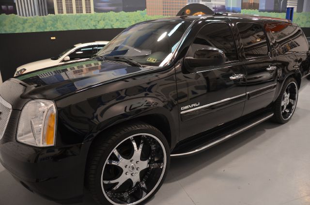 2007 GMC Yukon XL Quattro 3.0 Convertible
