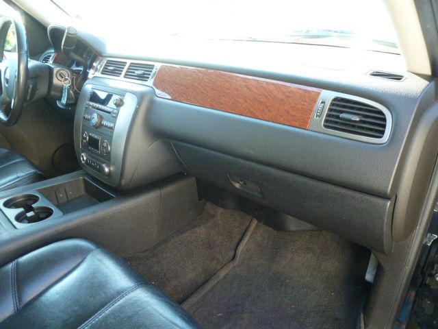 2007 GMC Yukon XL 4dr Sport Sdn Sedan