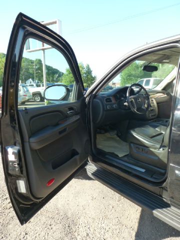 2007 GMC Yukon XL 4dr Sport Sdn Sedan