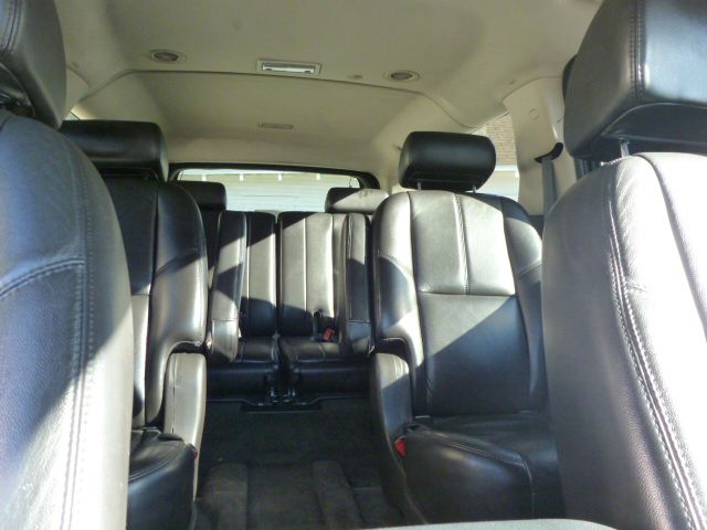 2007 GMC Yukon XL 4dr Sport Sdn Sedan