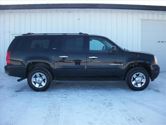 2007 GMC Yukon XL SXT 4x4