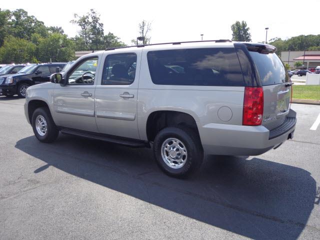 2007 GMC Yukon XL ES 300 Sedan 4D
