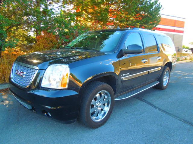 2007 GMC Yukon XL LS 2500hd CREW CAB 4X4 Diesel
