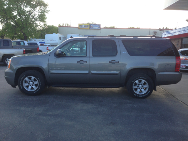2007 GMC Yukon XL 2006 Mercury