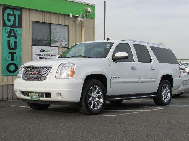 2008 GMC Yukon XL SXT Van