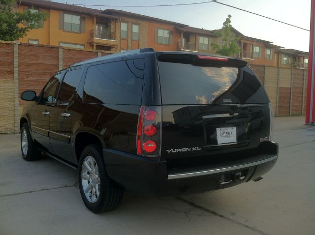 2008 GMC Yukon XL Unknown