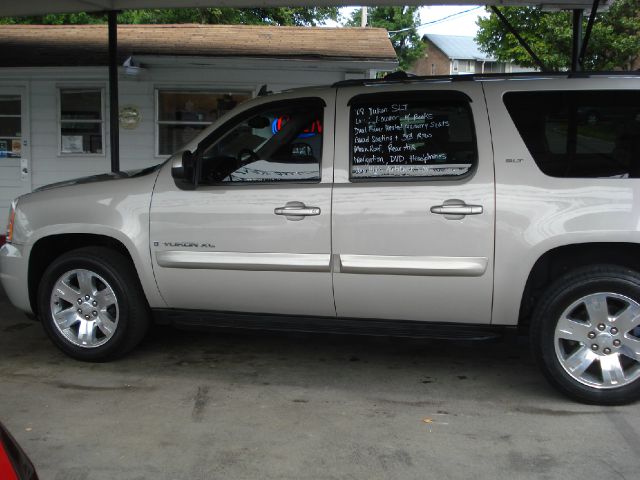 2008 GMC Yukon XL SLT