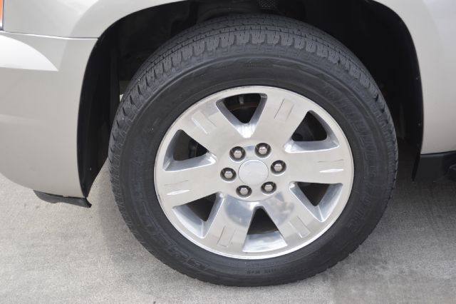 2008 GMC Yukon XL ION 2 Quad Cpe Manual Coupe