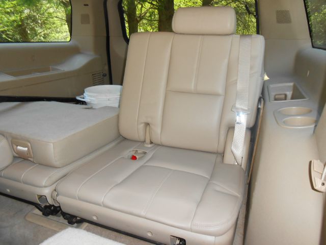 2008 GMC Yukon XL 2006 Mercury