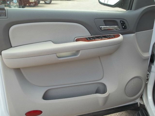 2009 GMC Yukon XL SLT