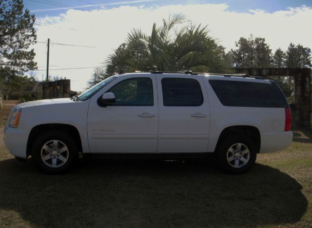 2011 GMC Yukon XL 4dr Ext WB LS Fleet