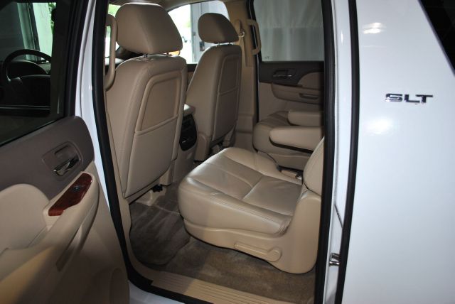 2011 GMC Yukon XL ES 3.0L AUTO