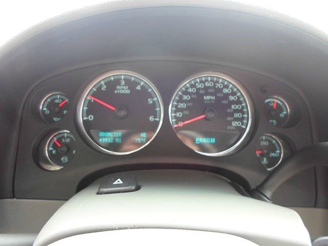 2011 GMC Yukon XL 2006 Mercury