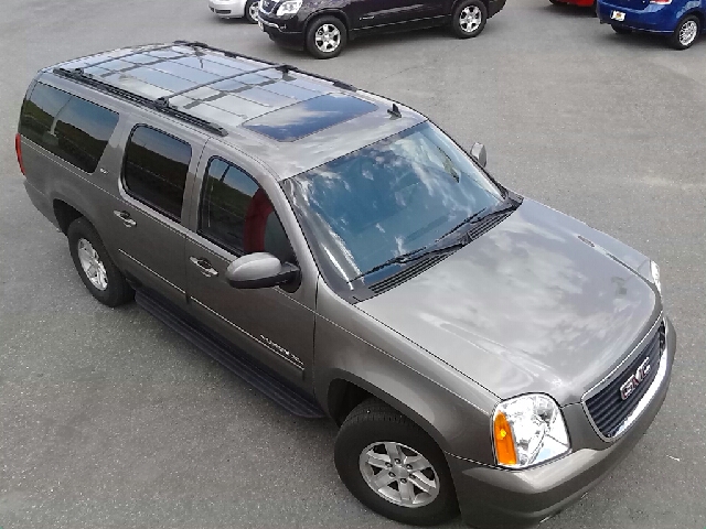 2012 GMC Yukon XL 2006 Mercury