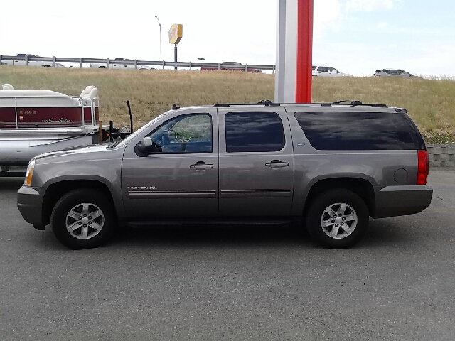 2012 GMC Yukon XL 2006 Mercury