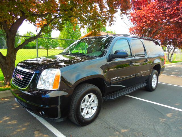 2013 GMC Yukon XL AUTO Sport