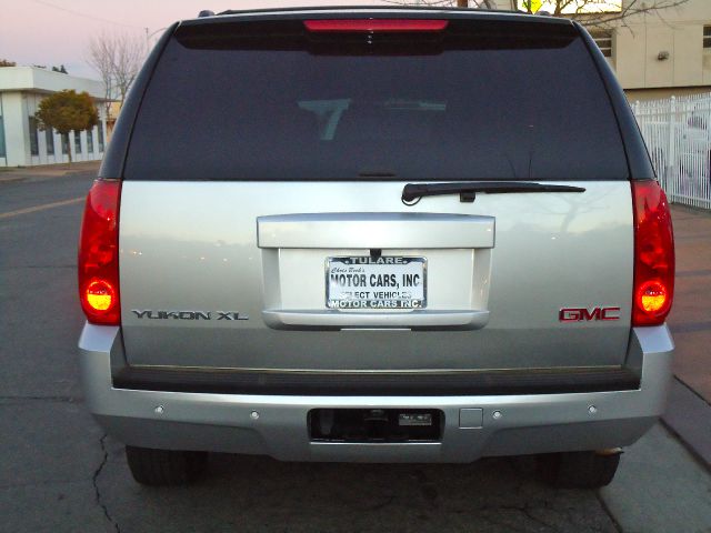 2013 GMC Yukon XL AUTO Sport