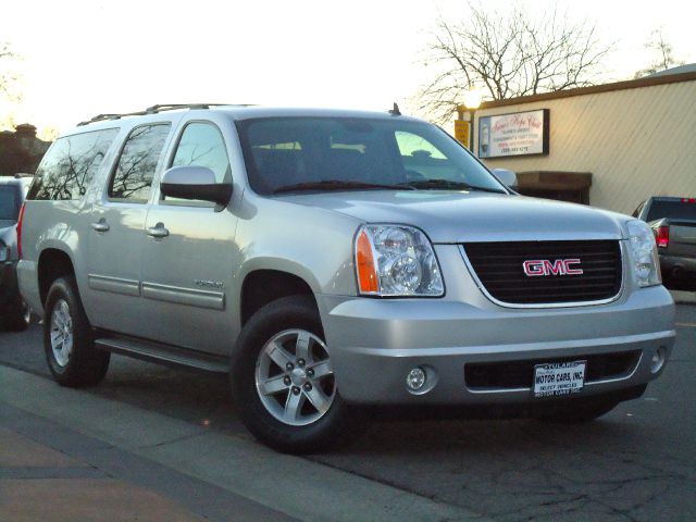 2013 GMC Yukon XL AUTO Sport