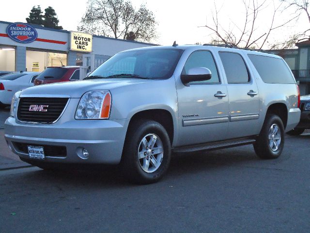 2013 GMC Yukon XL AUTO Sport