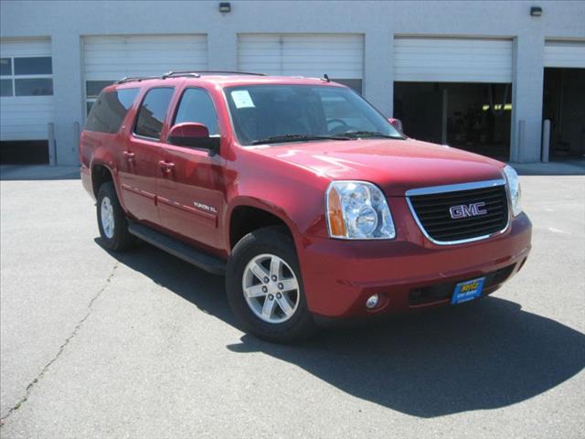 2013 GMC Yukon XL LX Wagon 4D