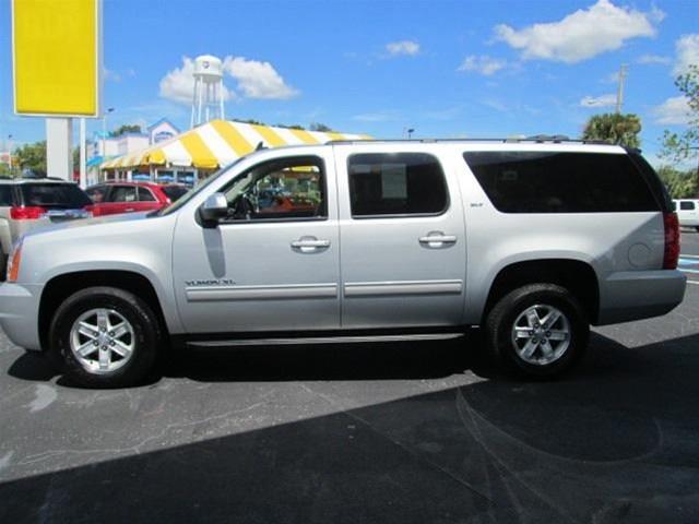 2013 GMC Yukon XL SLT