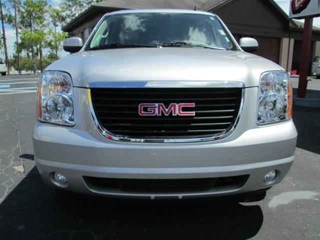 2013 GMC Yukon XL SLT