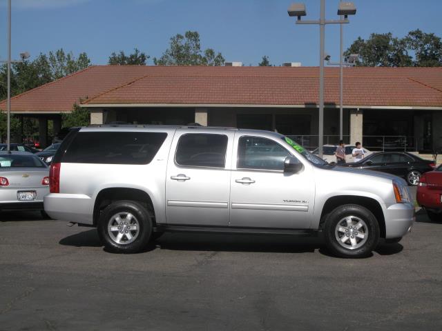 2013 GMC Yukon XL SLT